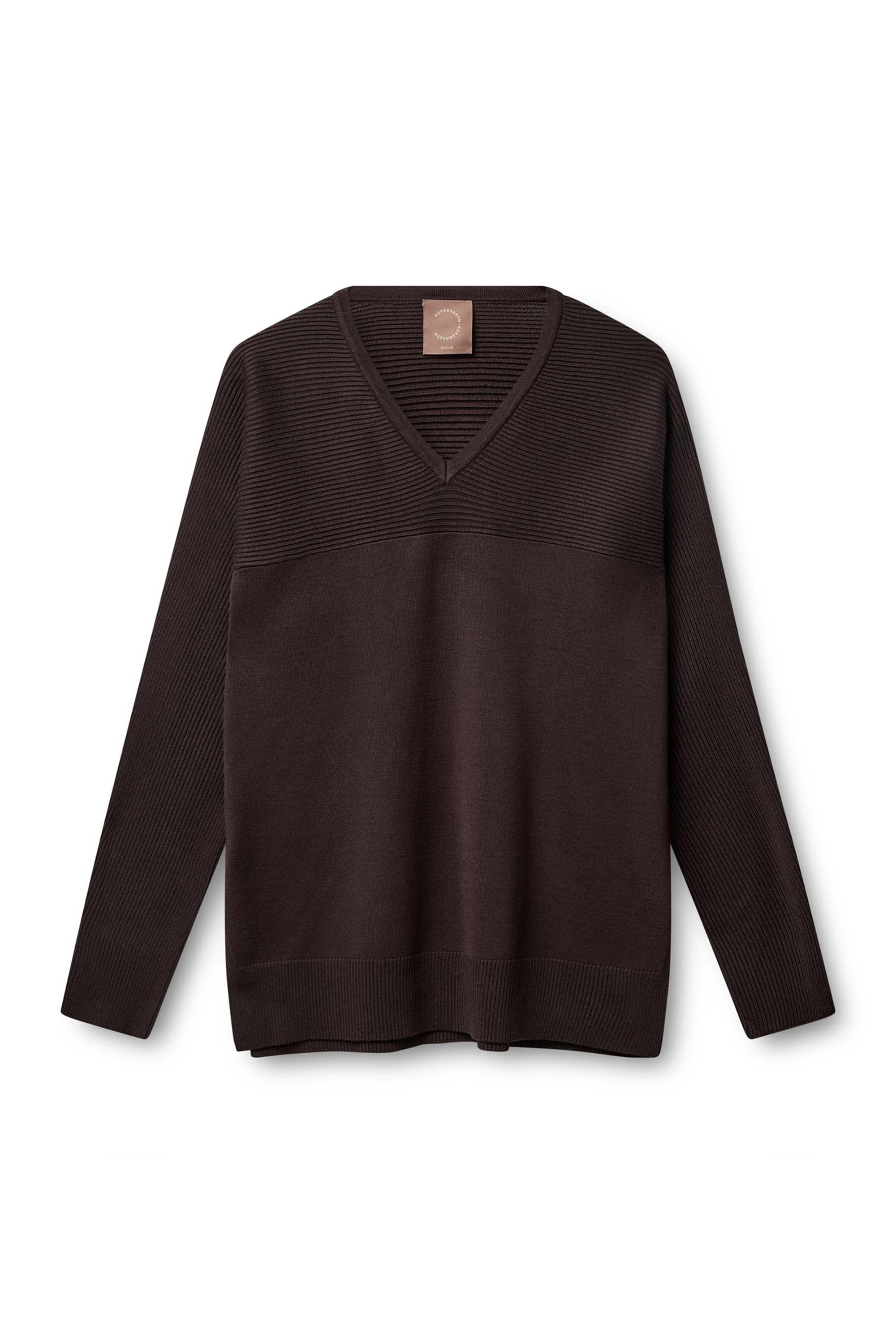 Louise oversize knit.